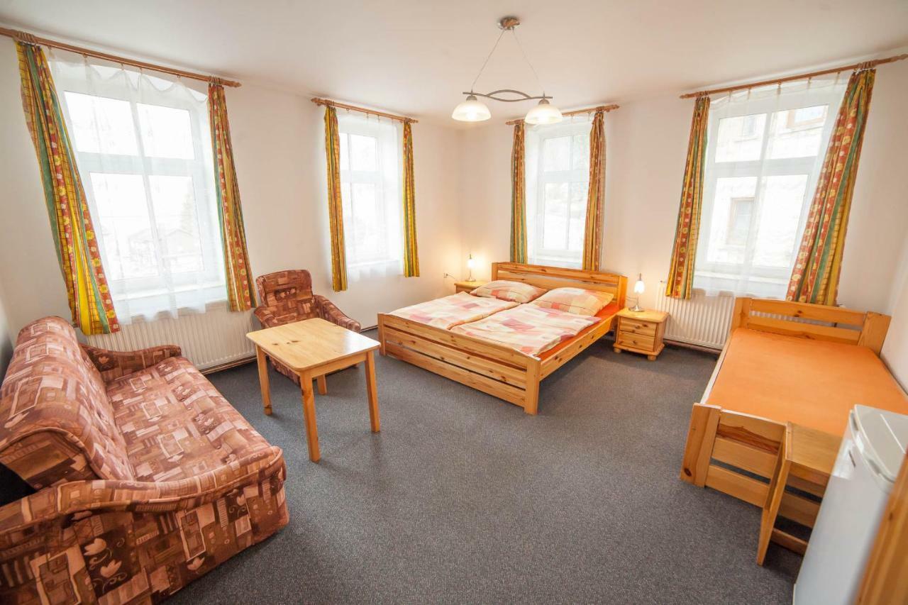 Penzion Na Rozcesti Janov nad Nisou Eksteriør bilde